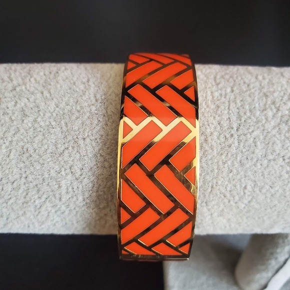 Kate Spade Off The Beaten Path Orange Enamel Herringbone Hinge Bangle Bracelet - Picture 6 of 7
